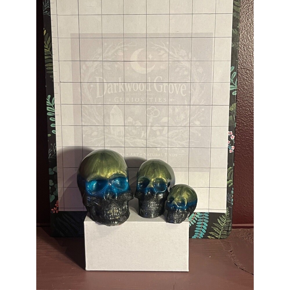 Epoxy Resin Skull Set (3 Sizes) – Metallic Green Blue Gothic Decor